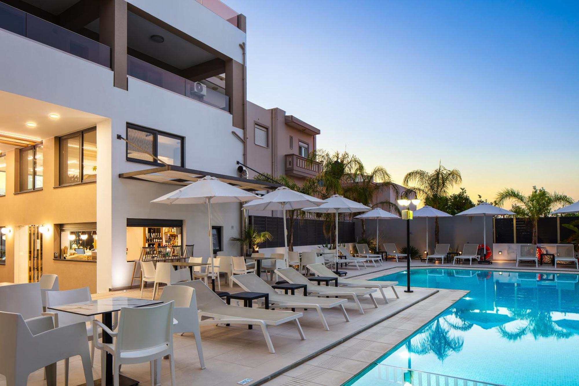 Hotel Sapphire Blue 4*