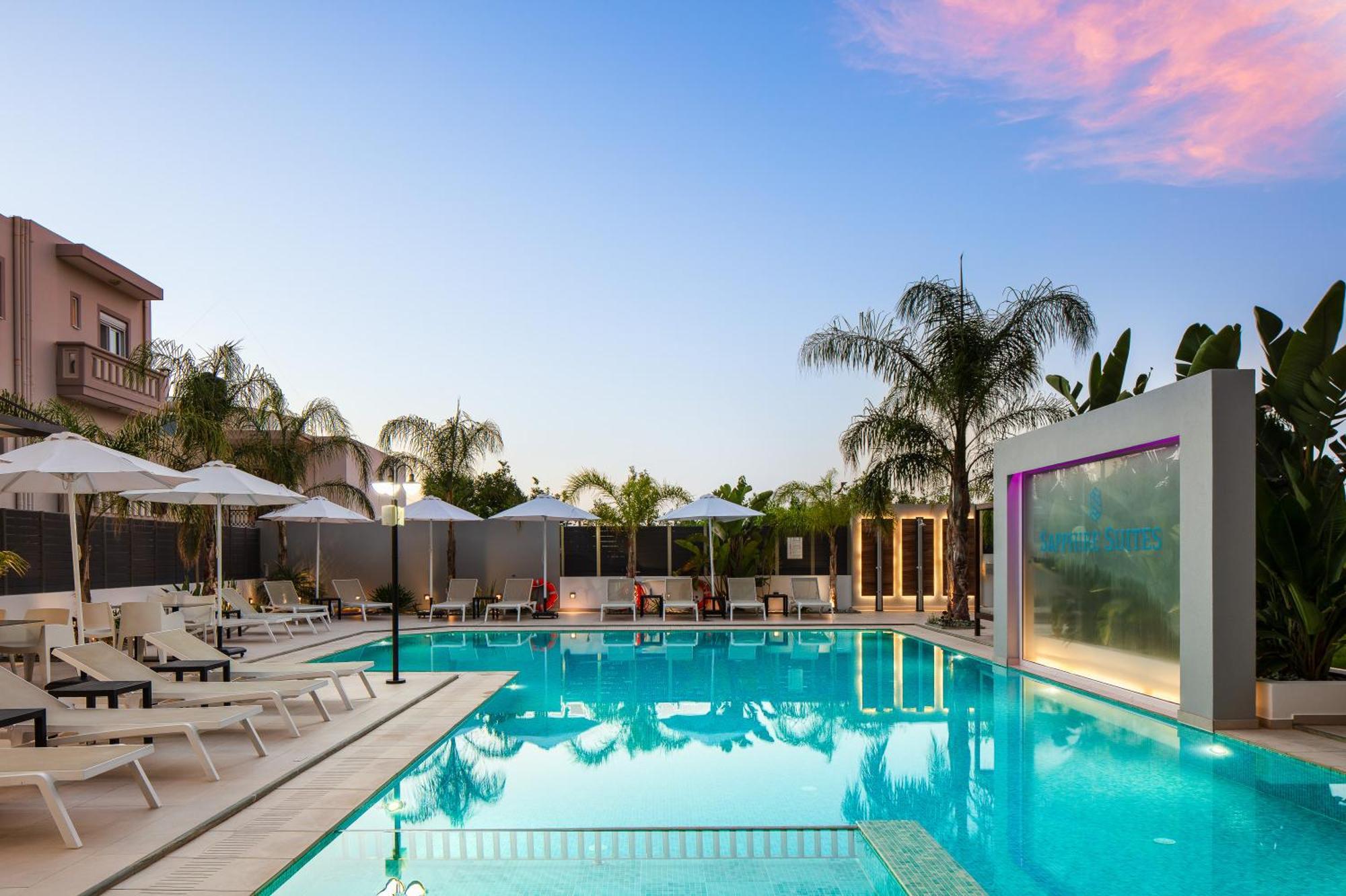 Sapphire Blue Hotel 4*
